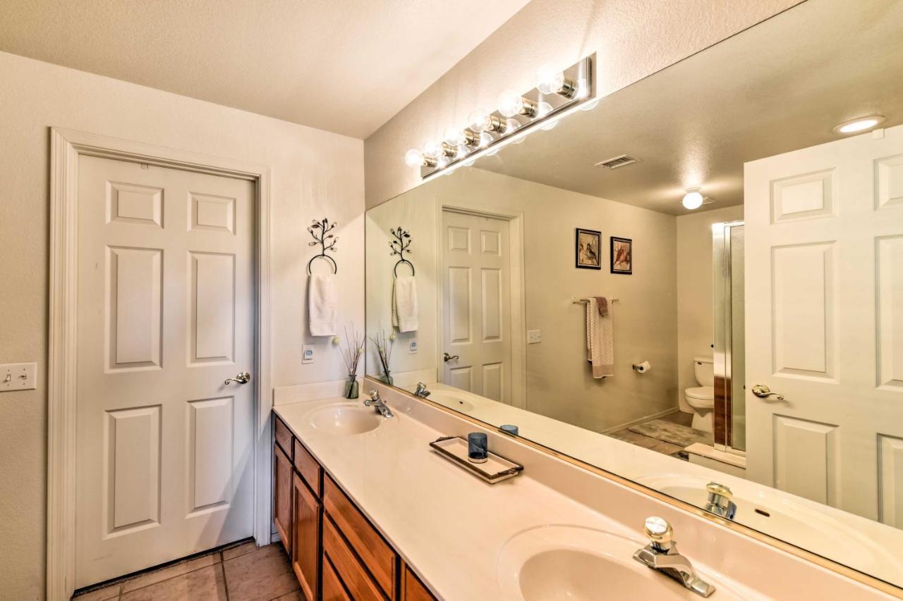Phoenix Condo With Balcony And Spa - 14 Mi To Downtown Εξωτερικό φωτογραφία
